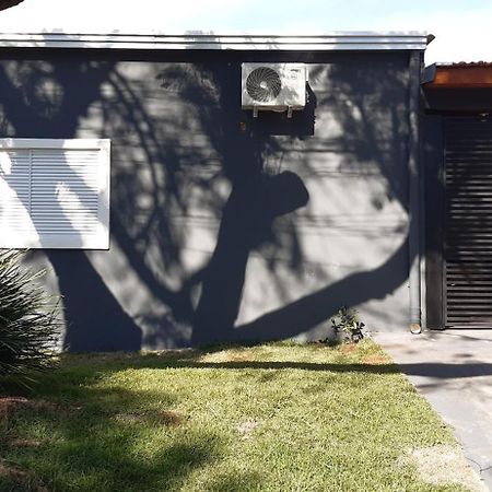 Casa Aconchegante Na Rota Turistica Foz Do Iguacuヴィラ エクステリア 写真