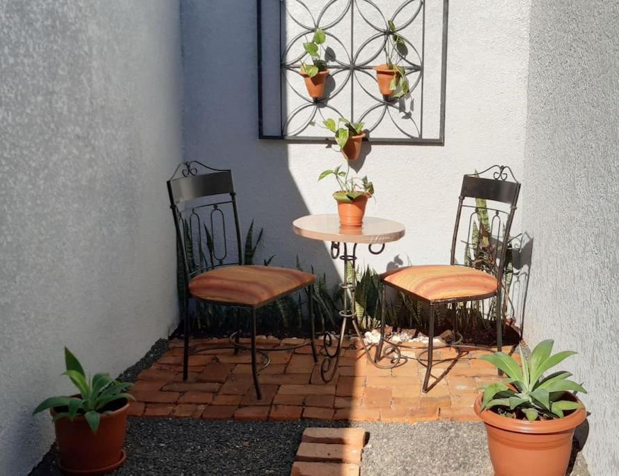 Casa Aconchegante Na Rota Turistica Foz Do Iguacuヴィラ エクステリア 写真