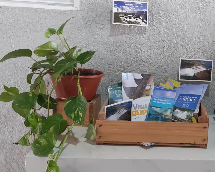 Casa Aconchegante Na Rota Turistica Foz Do Iguacuヴィラ エクステリア 写真