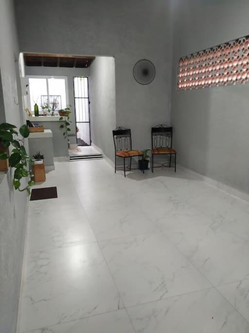 Casa Aconchegante Na Rota Turistica Foz Do Iguacuヴィラ エクステリア 写真