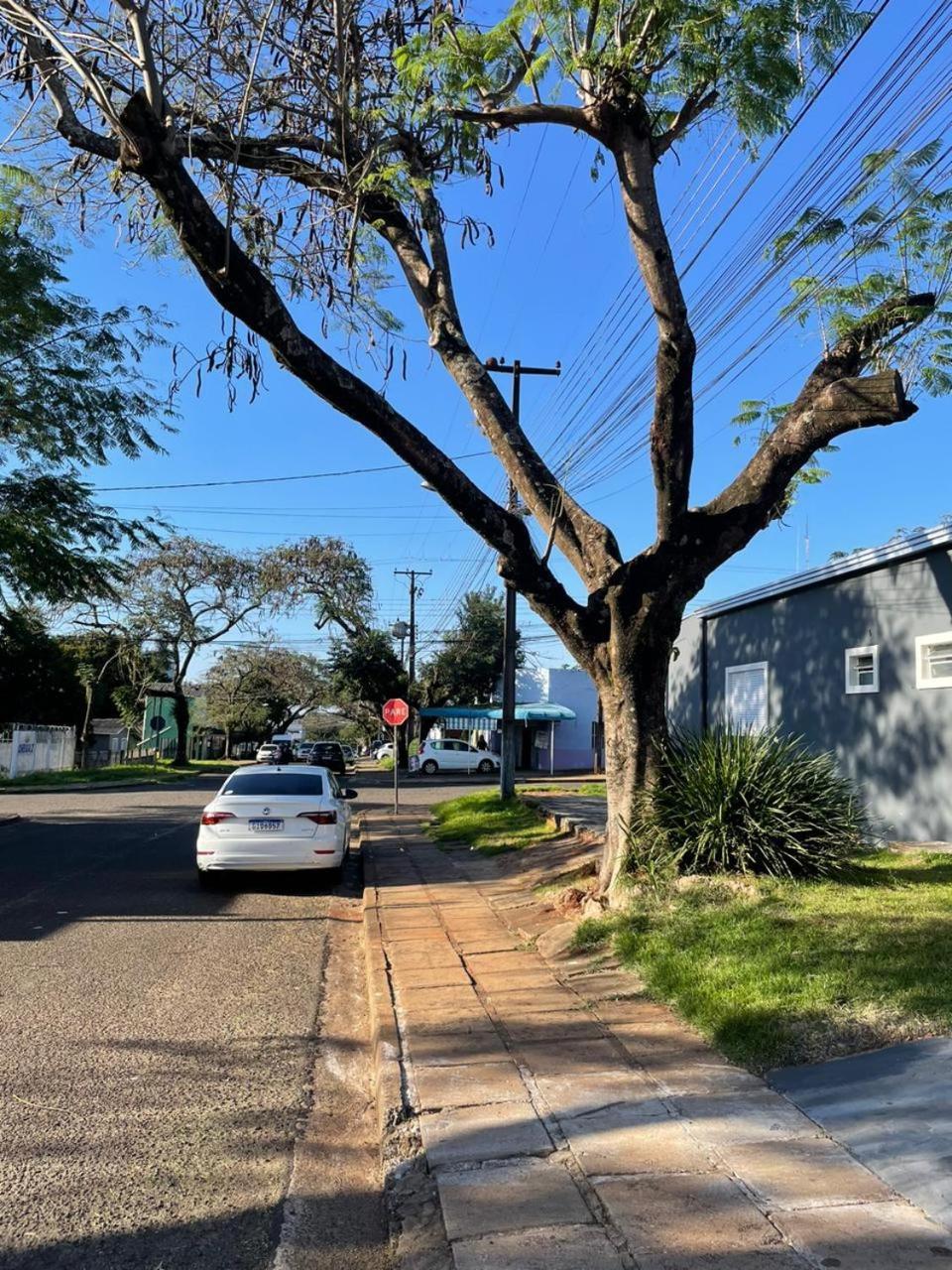 Casa Aconchegante Na Rota Turistica Foz Do Iguacuヴィラ エクステリア 写真