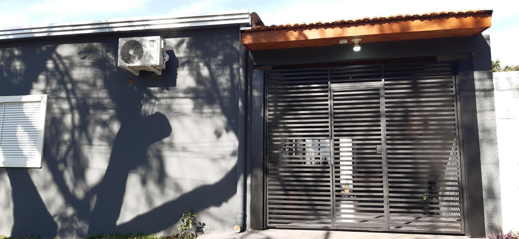 Casa Aconchegante Na Rota Turistica Foz Do Iguacuヴィラ エクステリア 写真